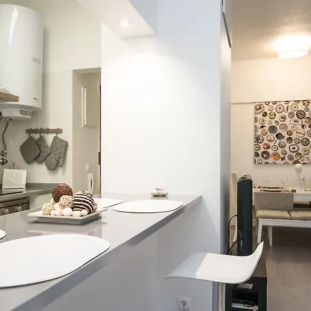 Lovely & Modern In The Center شقة *