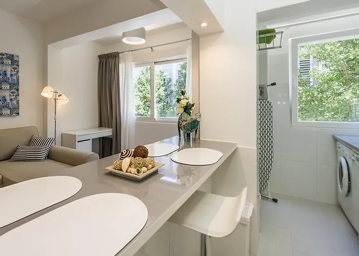 Lovely & Modern In The Center Lisbon