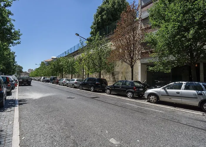 Lovely & Modern In The Center Appartement Lissabon